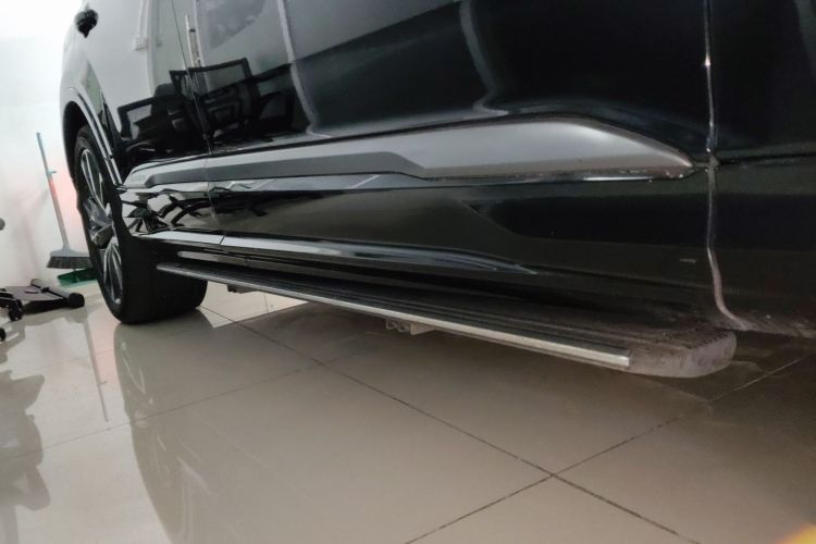 奥迪Q7 2020款 55 TFSI quattro S line运动型局部细节9001