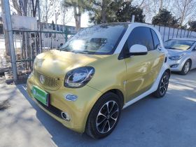 smart fortwo 2015款 1.0L 52千瓦硬顶激情版