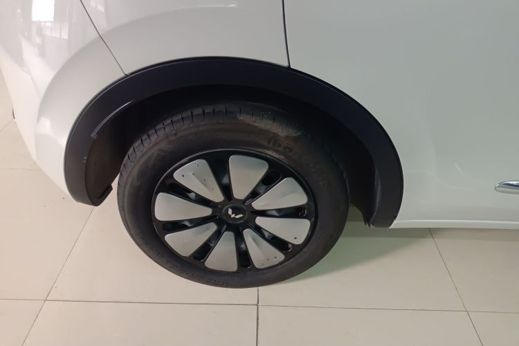 五菱汽车 五菱缤果 2023款 410km 灵犀尊享款车身外观6008