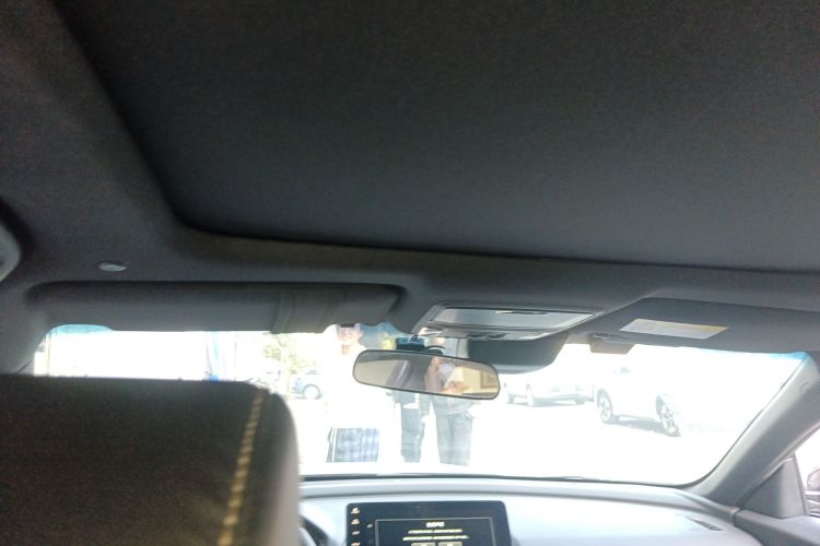 本田 英仕派 2022款 260TURBO 精致版中控内饰22