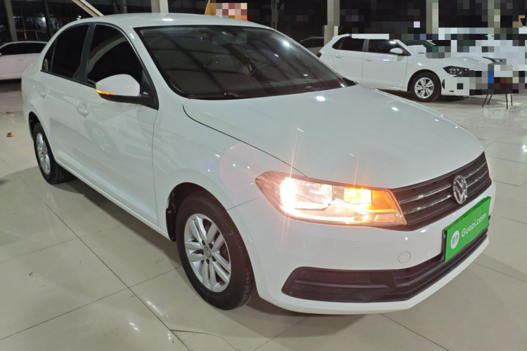 大众 桑塔纳 2016款 1.6L 手动风尚版车身外观3