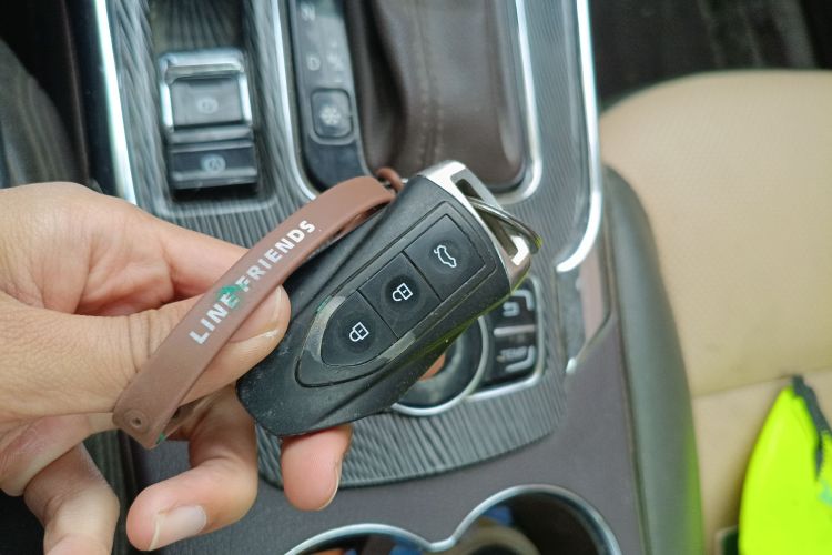 猎豹汽车 猎豹CS9 2018款 1.5T CVT劲酷型中控内饰7001