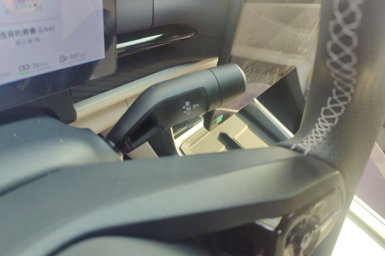 领克07 2024款 EM-P 126长续航 Halo中控内饰18