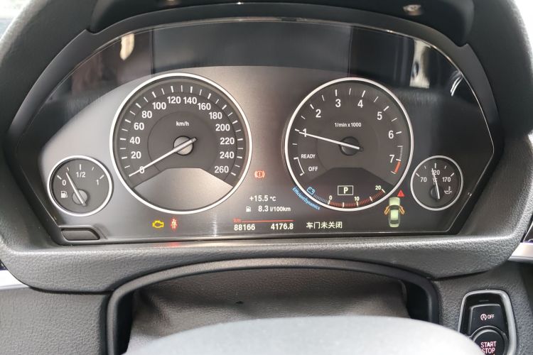 宝马3系 2019款 320Li 时尚型中控内饰14