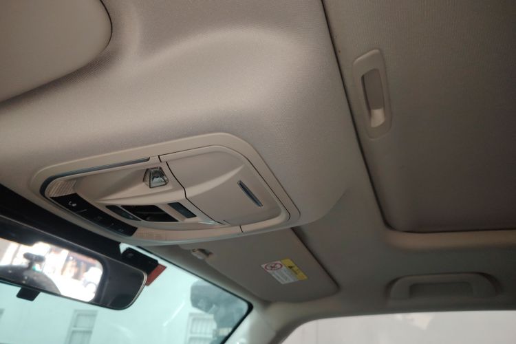 坦克300 2021款 越野版 2.0T 征服者局部细节22