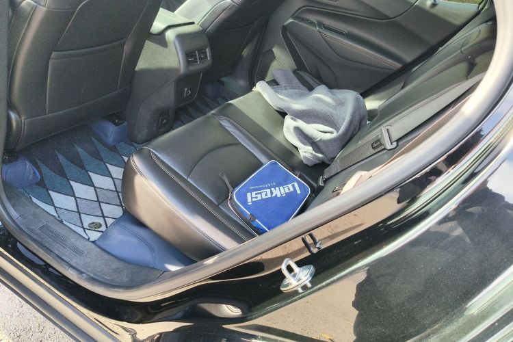 雪佛兰 探界者 2018款 RS 550T 自动四驱捍界版中控内饰21