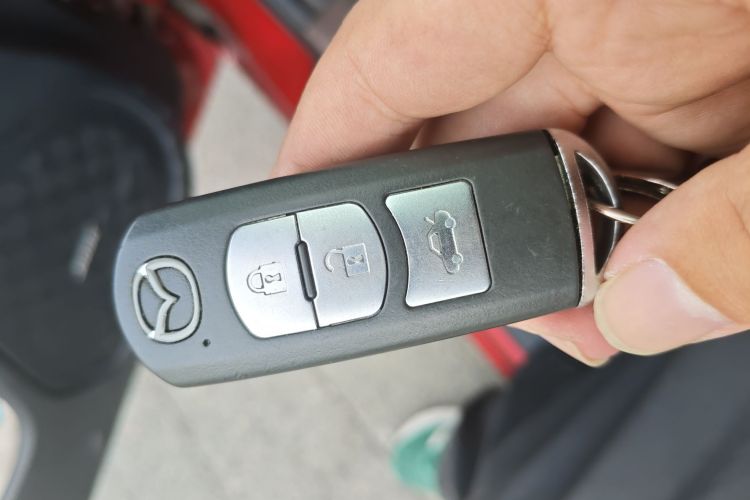 马自达 阿特兹 2017款 2.5L 蓝天至尊版中控内饰7001