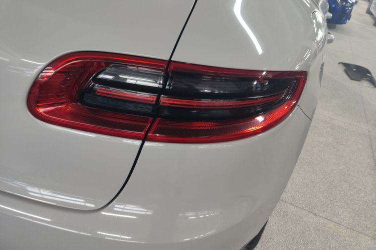 保时捷 2017款  Macan 2.0T车身外观6006