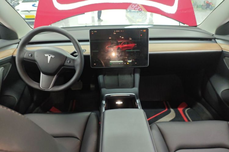 特斯拉 Model 3 2022款 后轮驱动版中控内饰7002