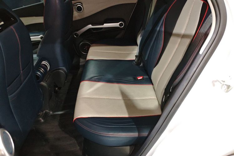 比亚迪 元PLUS 2022款 510KM 尊荣型中控内饰21