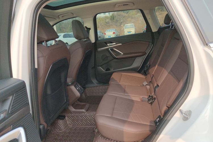 宝马X1 2023款 sDrive25Li M运动套装中控内饰21