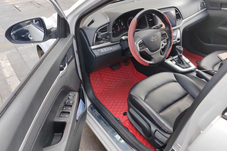 现代 领动 2016款 1.6L 自动智炫·精英型中控内饰7003