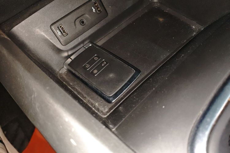 雷诺 科雷嘉 2017款 2.0L 120周年限量版中控内饰11