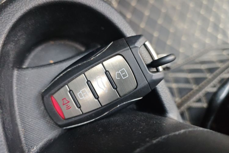 欧拉黑猫 2022款 301km 萌动型 磷酸铁锂中控内饰11