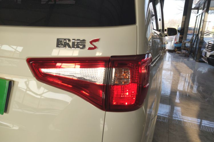 长安凯程 2021款 1.5L欧诺S智享版双蒸空调客车JL473QG车身外观6006