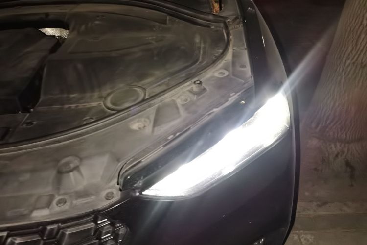 魏牌 VV7 2017款 2.0T 旗舰型局部细节9007