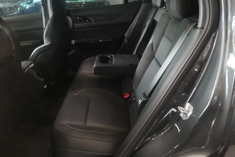 领克01 EM-P 2023款 1.5TD EM-P PM中控内饰7004