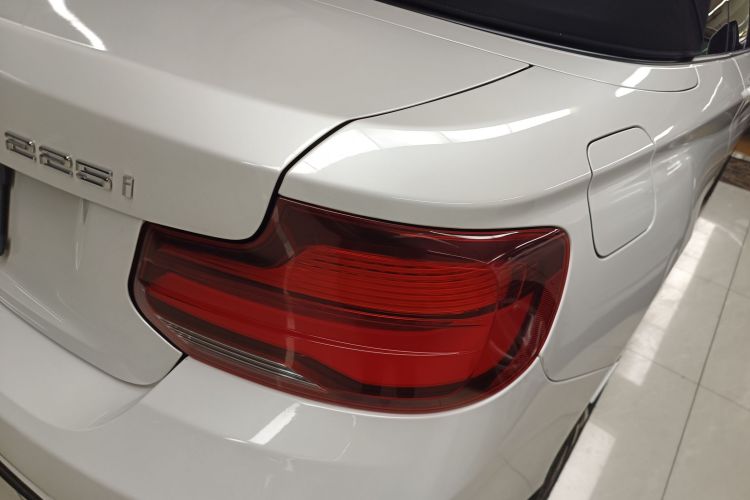 宝马2系(进口) 2019款 225i 敞篷轿跑车 运动设计套装车身外观9