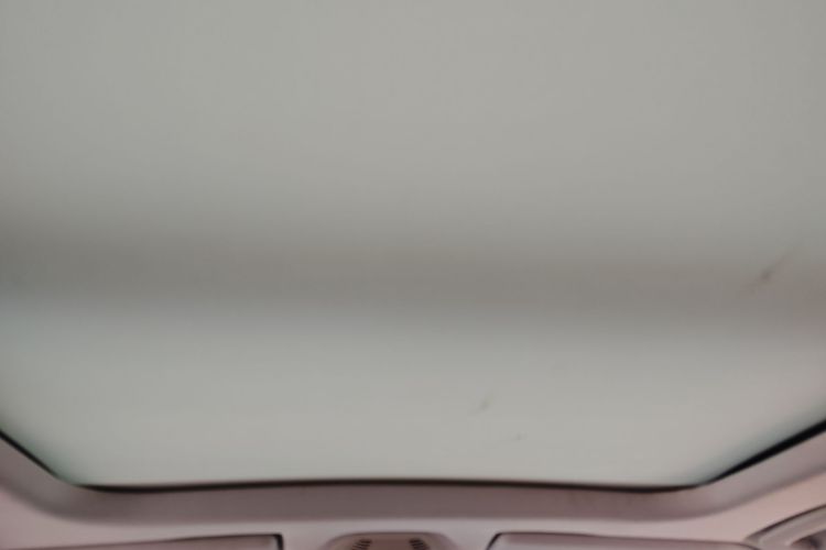 标致5008 2017款 350THP 7座无界版中控内饰22