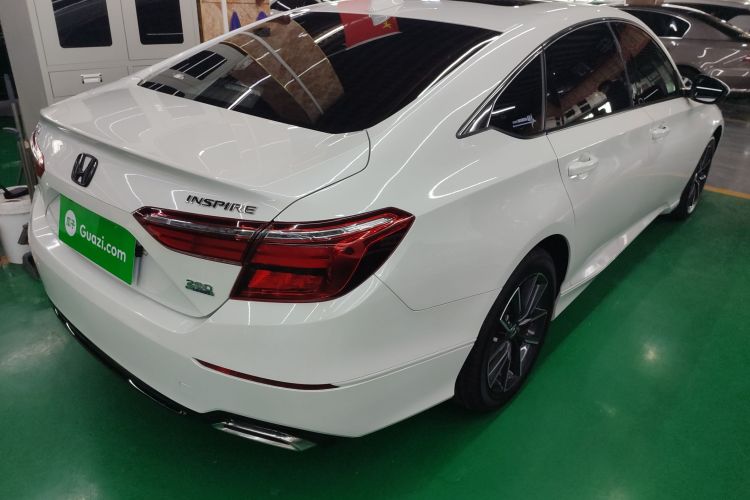 本田 英仕派 2022款 260TURBO 精致版车身外观7