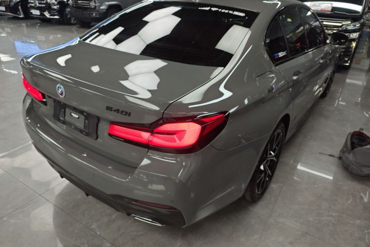 宝马5系(进口) 2022款 530i M运动套装车身外观7