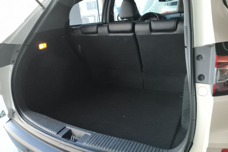 本田XR-V 2017款 1.8L EXi CVT舒适版机舱底盘23