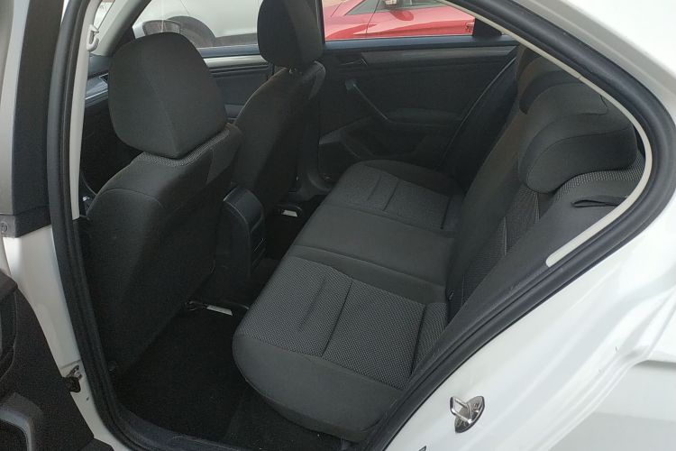 大众 宝来 2018款 1.5L 自动时尚型中控内饰21