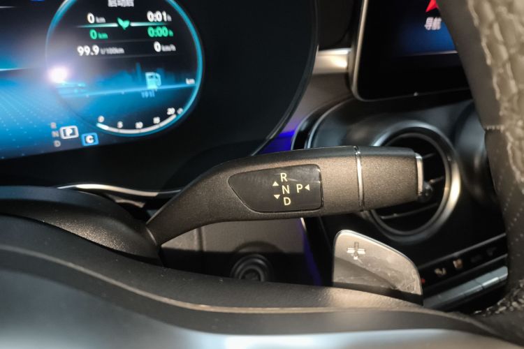 奔驰C级(进口) 2020款 C 260 轿跑车中控内饰18