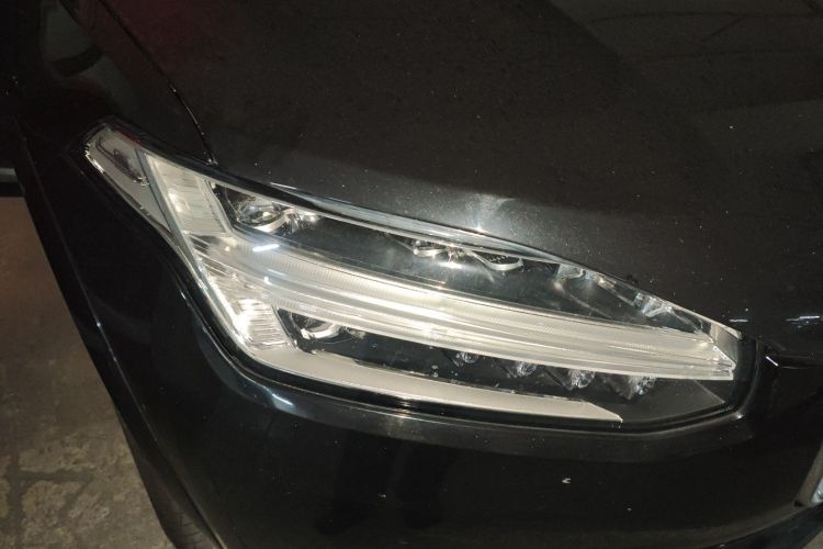 沃尔沃XC90 2020款 T5 智行豪华版 5座车身外观6006