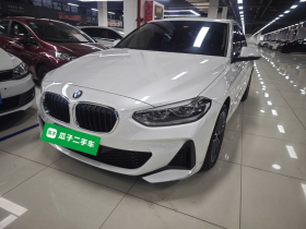 宝马1系 2022款 120i M运动版