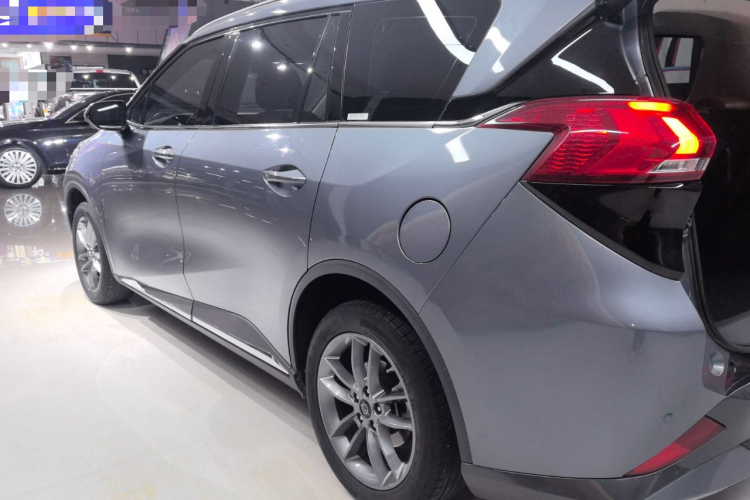 海马7X 2020款 1.6TGDI 自动豪华型车身外观6003