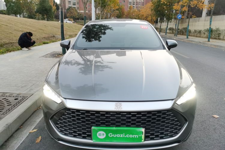 比亚迪 秦PLUS 2023款 冠军版 DM-i 55KM领先型车身外观6001