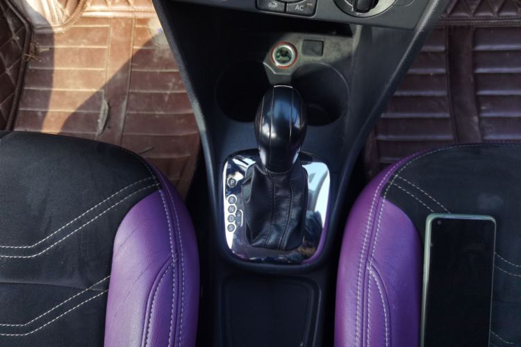 大众 Polo 2013款 1.6L 自动舒适版中控内饰18