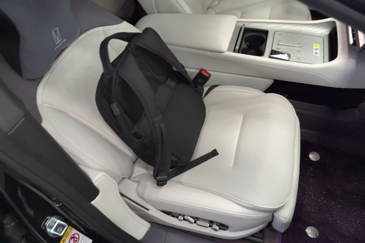 阿维塔12 2025款 Max增程版局部细节41