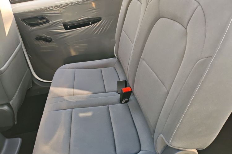 五菱汽车 五菱宏光新能源 2024款 纯电版 300KM 标准型中控内饰7004