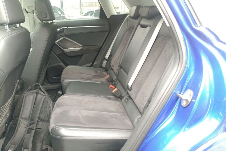 奥迪Q3 2019款 40 TFSI 时尚动感型中控内饰21