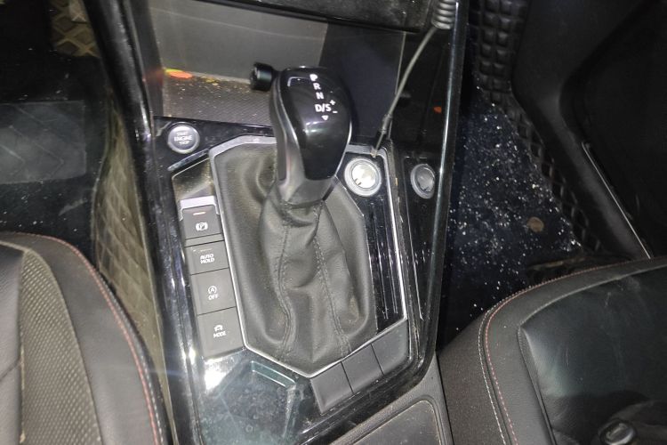 大众 探岳 2020款 330TSI 两驱豪华智联版局部细节18