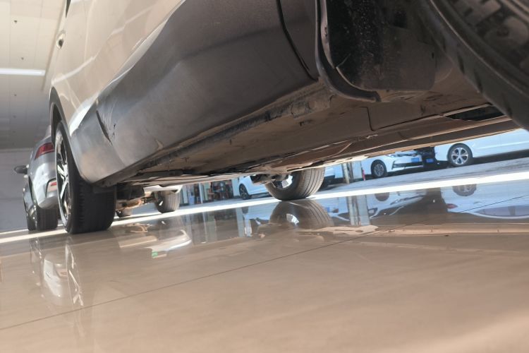 标致4008 2017款 350THP 豪华版局部细节9001