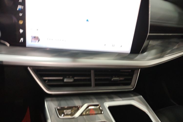 哈弗神兽 2022款 2.0T 智享版中控内饰16