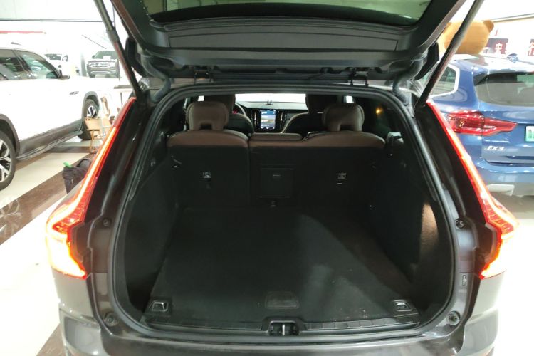 沃尔沃XC60 2024款 B5 四驱智逸豪华版局部细节23