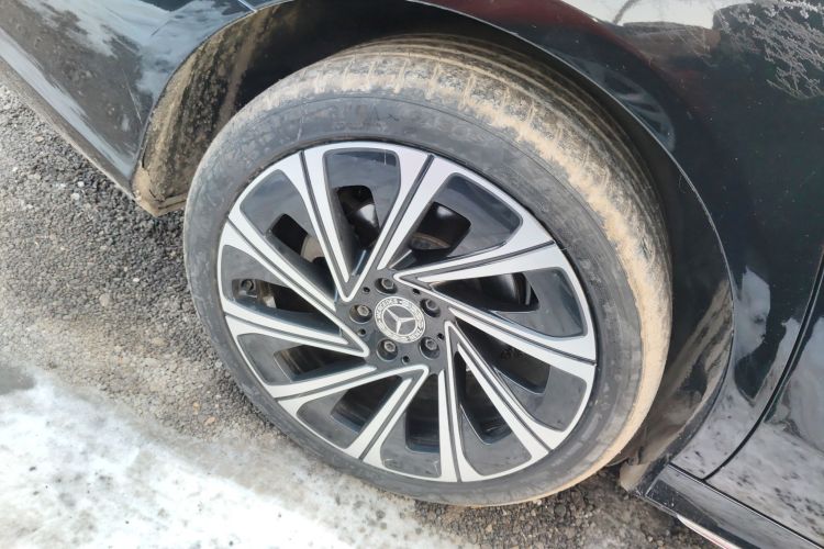 奔驰E级 2016款 E 300 L 运动豪华型车身外观6008