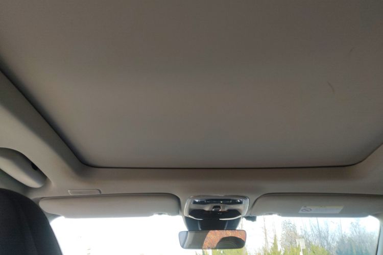 领克01 2017款 2.0T 两驱型版局部细节22