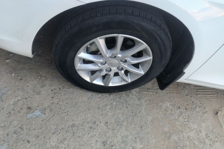 吉利汽车 帝豪 2020款 1.5L CVT豪华型车身外观35