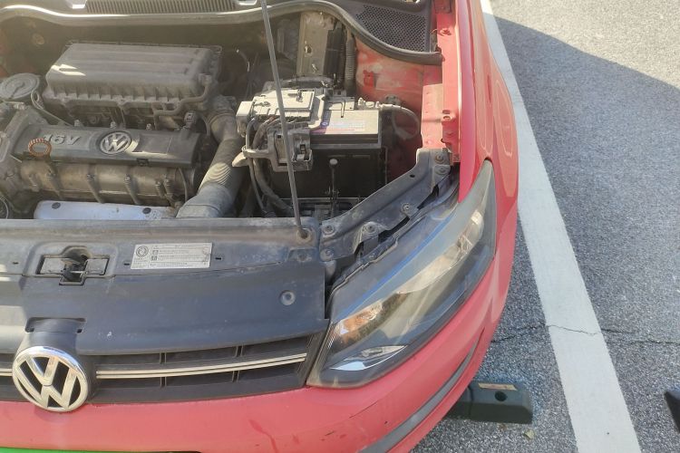 大众 Polo 2011款 1.6L 自动致尚版局部细节9007