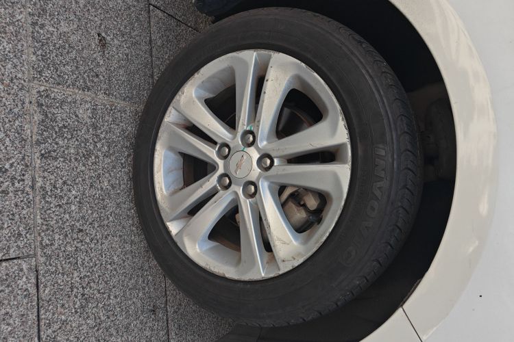 雪佛兰 科鲁兹 2016款 1.5L 自动豪华版车身外观6007