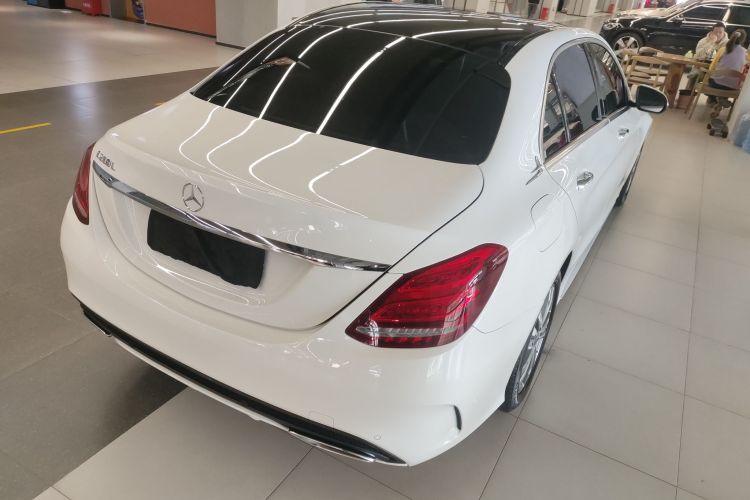 奔驰C级 2018款 C 200 L 运动版车身外观7