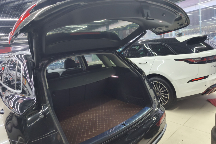 奥迪Q5L 2025款 40 TFSI 时尚动感型局部细节23