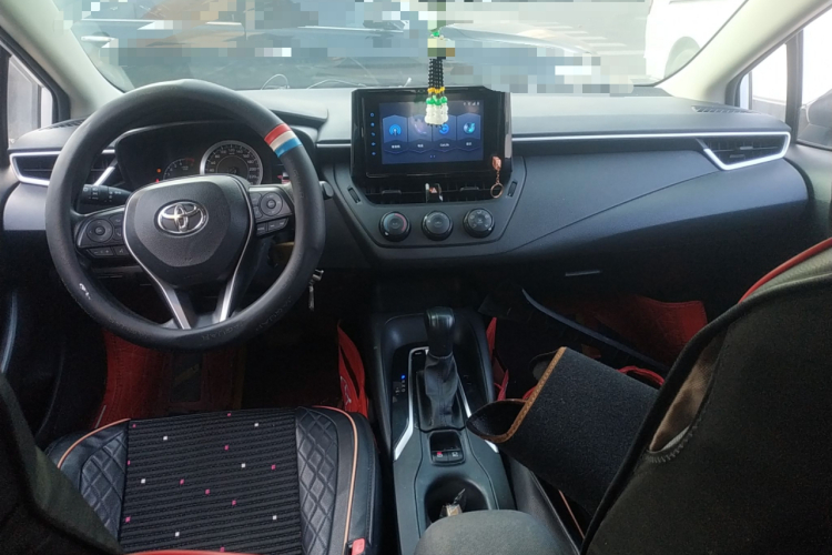 丰田 卡罗拉 2021款 TNGA 1.5L CVT先锋版中控内饰12