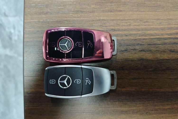 奔驰A级 2020款 改款 A 180 L 运动轿车特殊配置中控内饰11