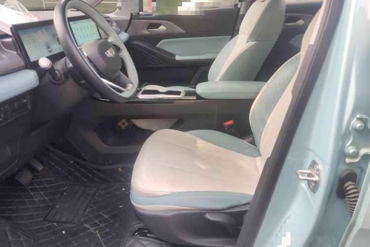 吉利几何E萤火虫 2024款 401km 萤光中控内饰19